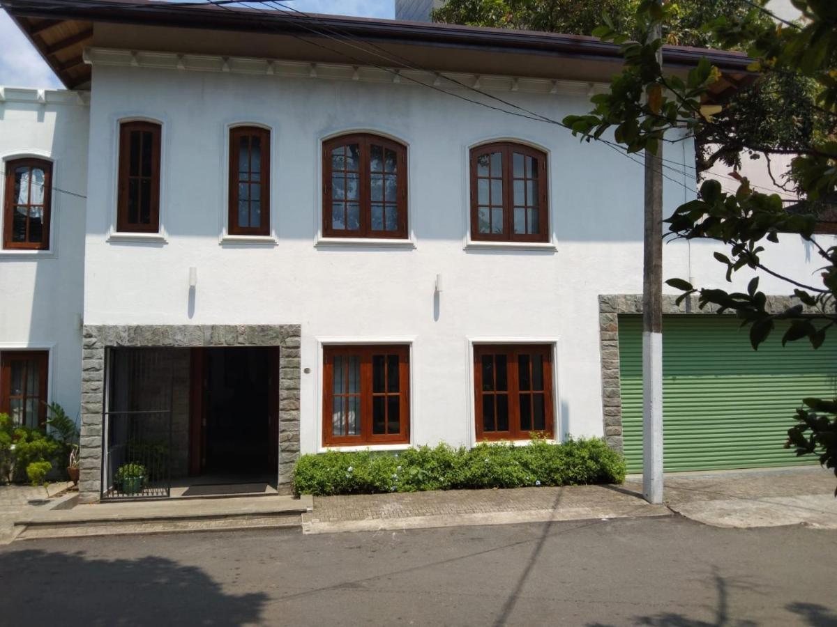 Ellen'S Place Colombo Eksteriør bilde
