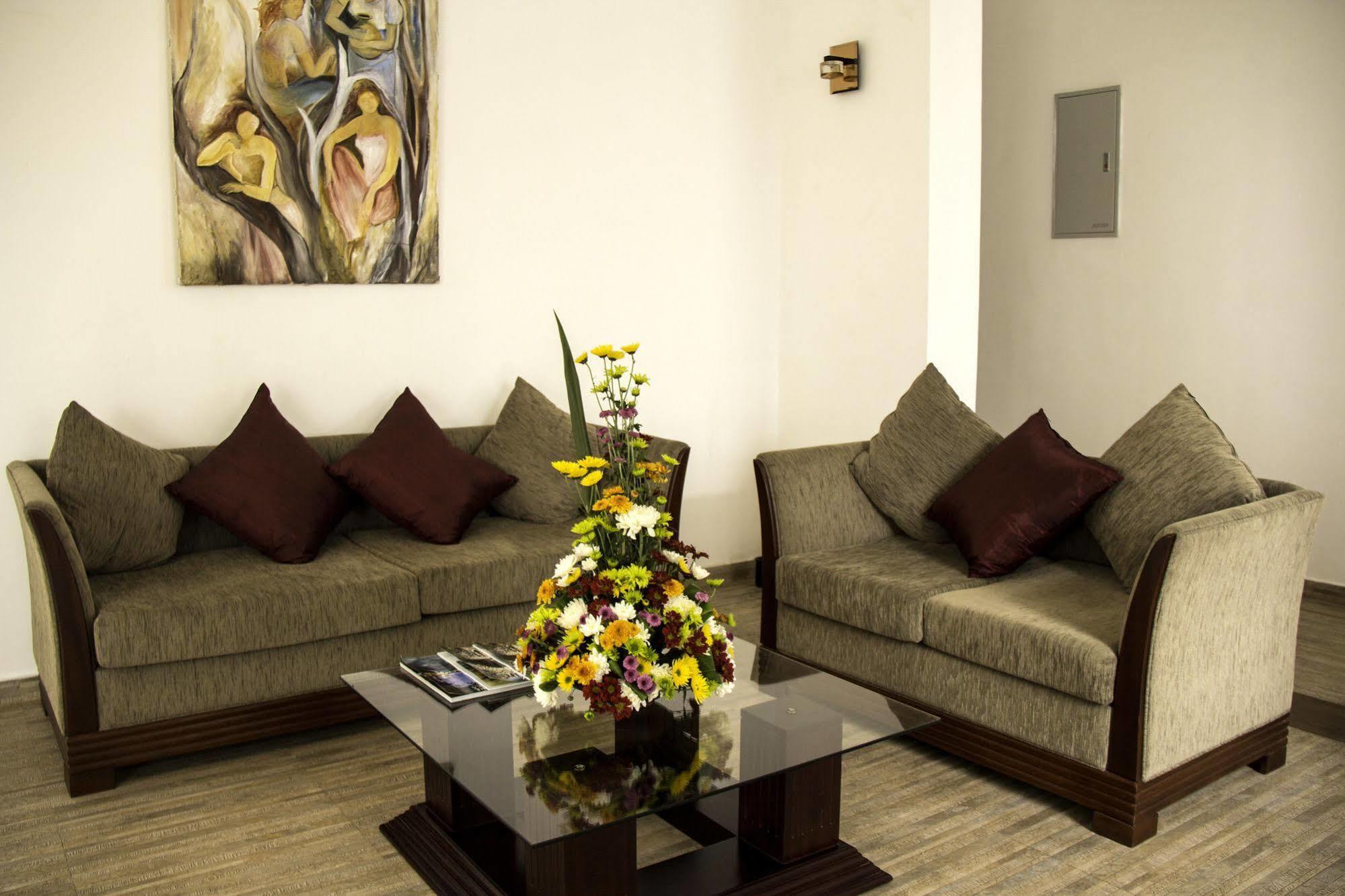 Ellen'S Place Colombo Eksteriør bilde